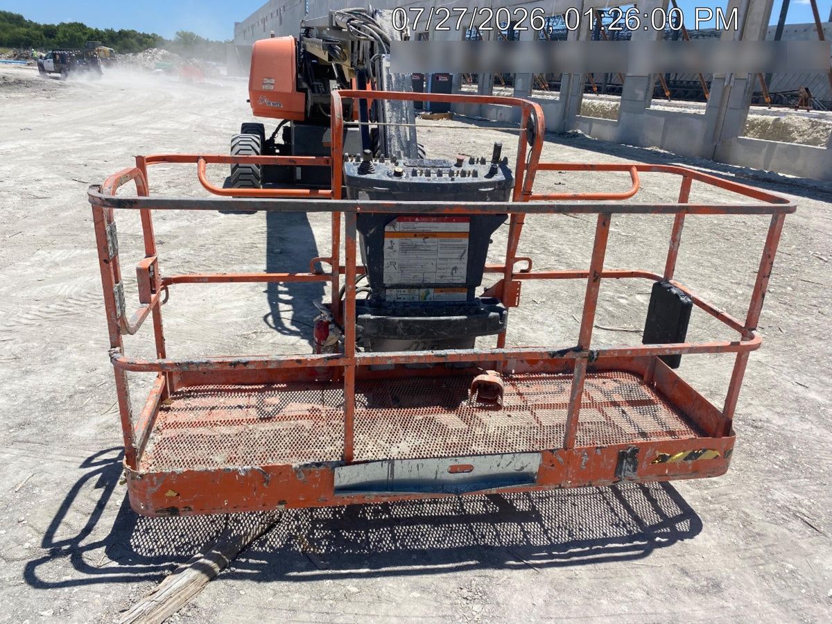 2024 JLG 660SJ