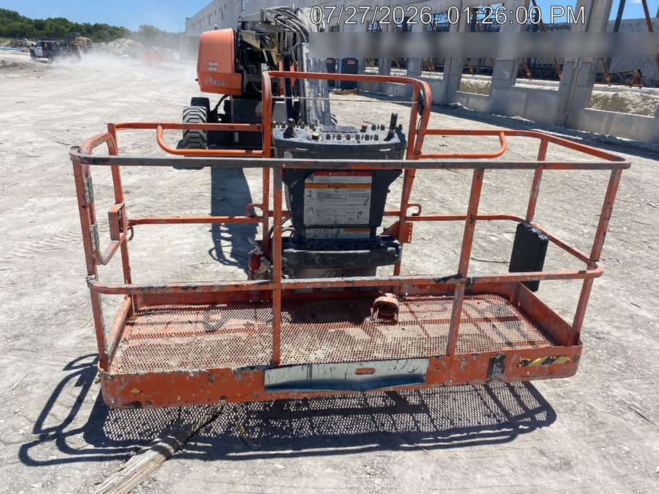 2024 JLG 660SJ