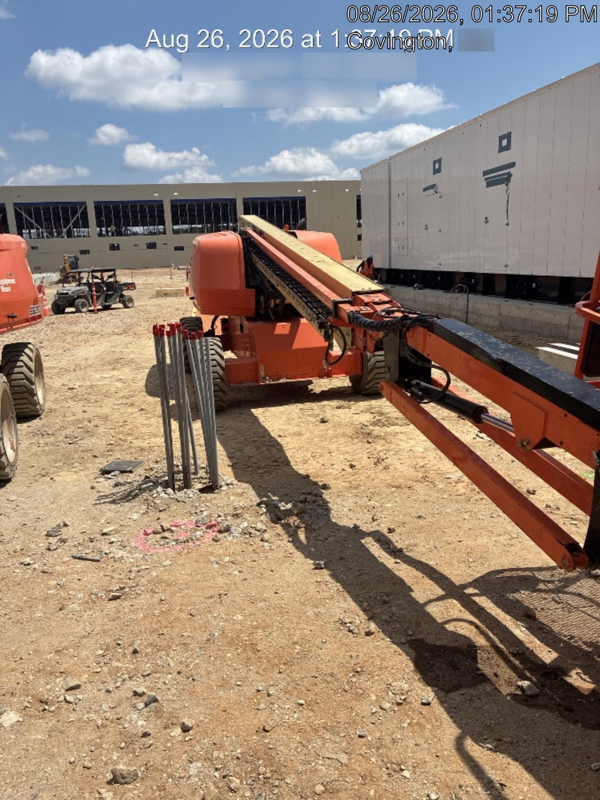 2022 JLG 660SJ