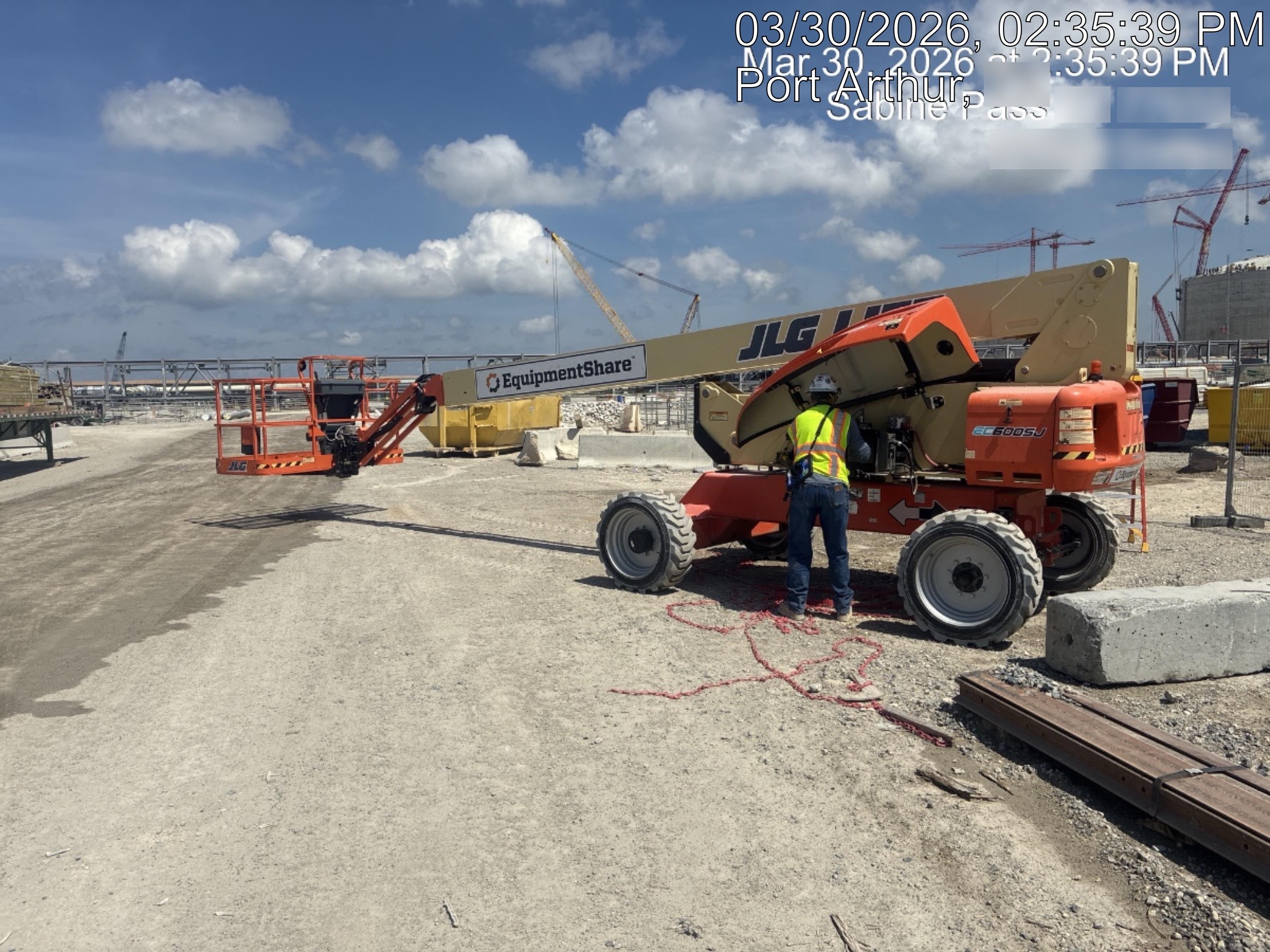 2022 JLG EC600SJ