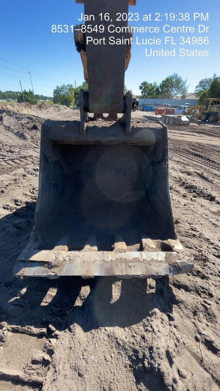 2016 CASE 60" Tooth Bucket - Case