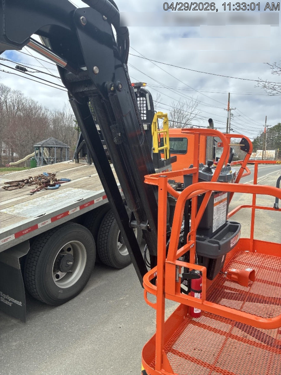 2025 JLG 660SJ