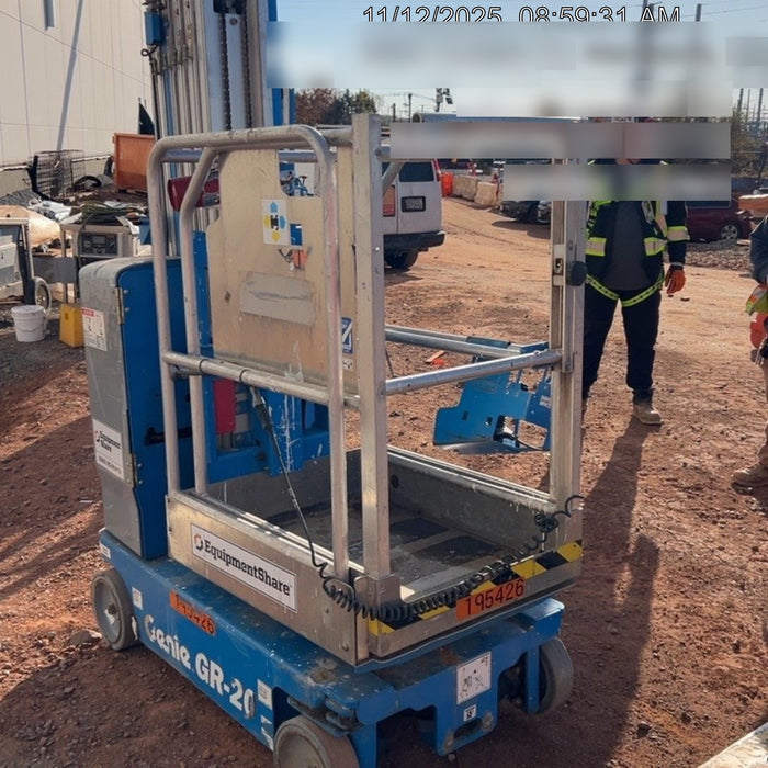 2021 GENIE GR-20
