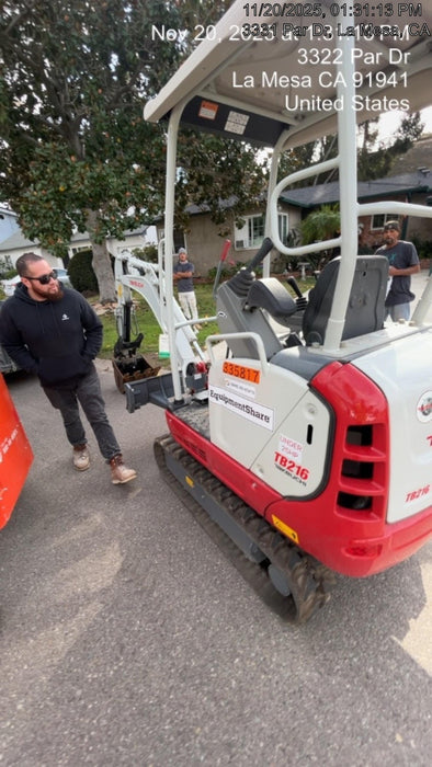 2023 TAKEUCHI TB216R