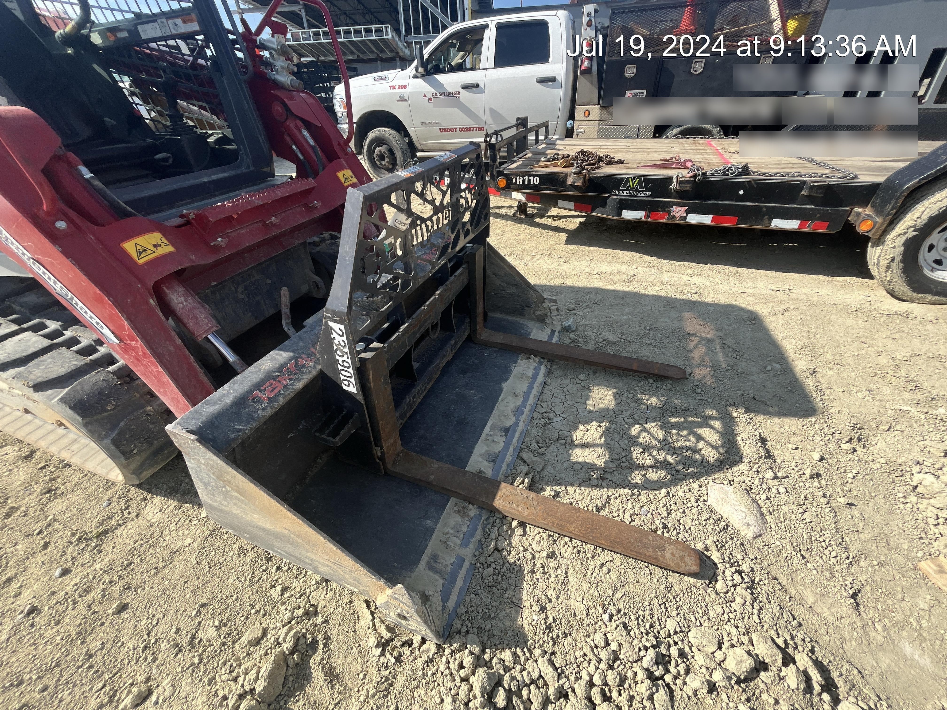 2022 PALADIN 48" Pallet Forks - Paladin