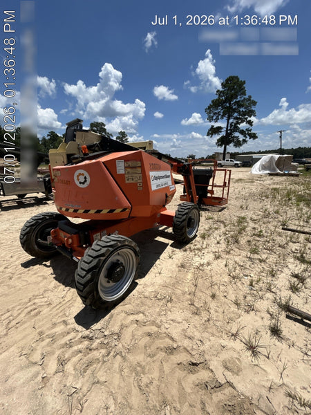 2022 JLG 340AJ