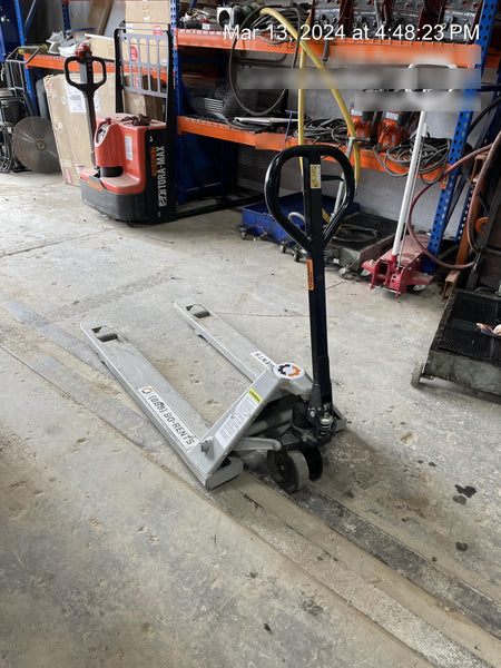 2022 STRONGWAY 4400 lb Pallet Jack