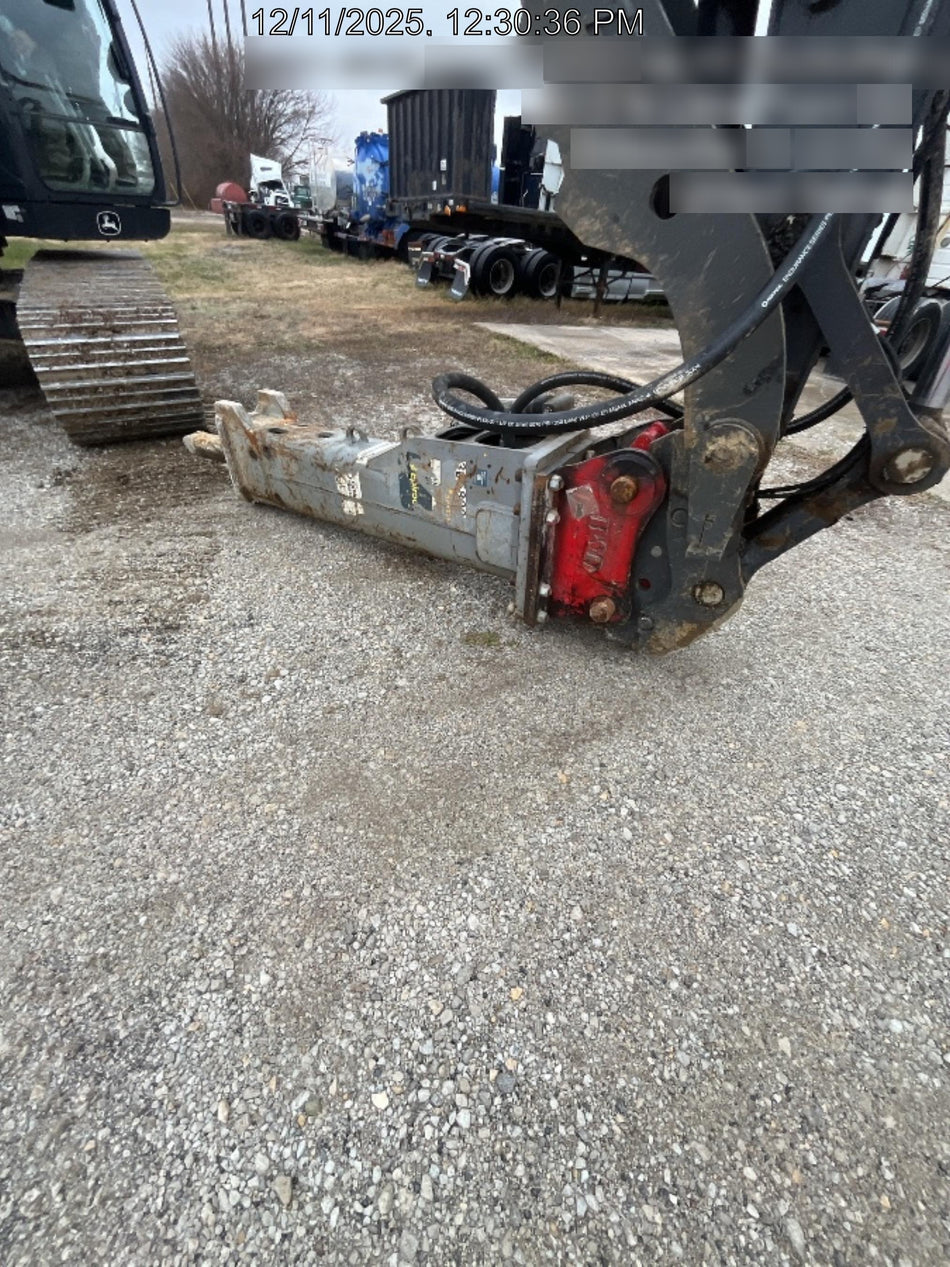 2023 EPIROC EC140T