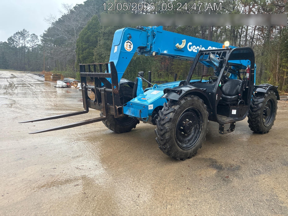 2018 Genie GTH-636 Genie GTH-636 w/Open ROPS, FF Tires, Work Light/Beacon, 48" Carriage and Forks