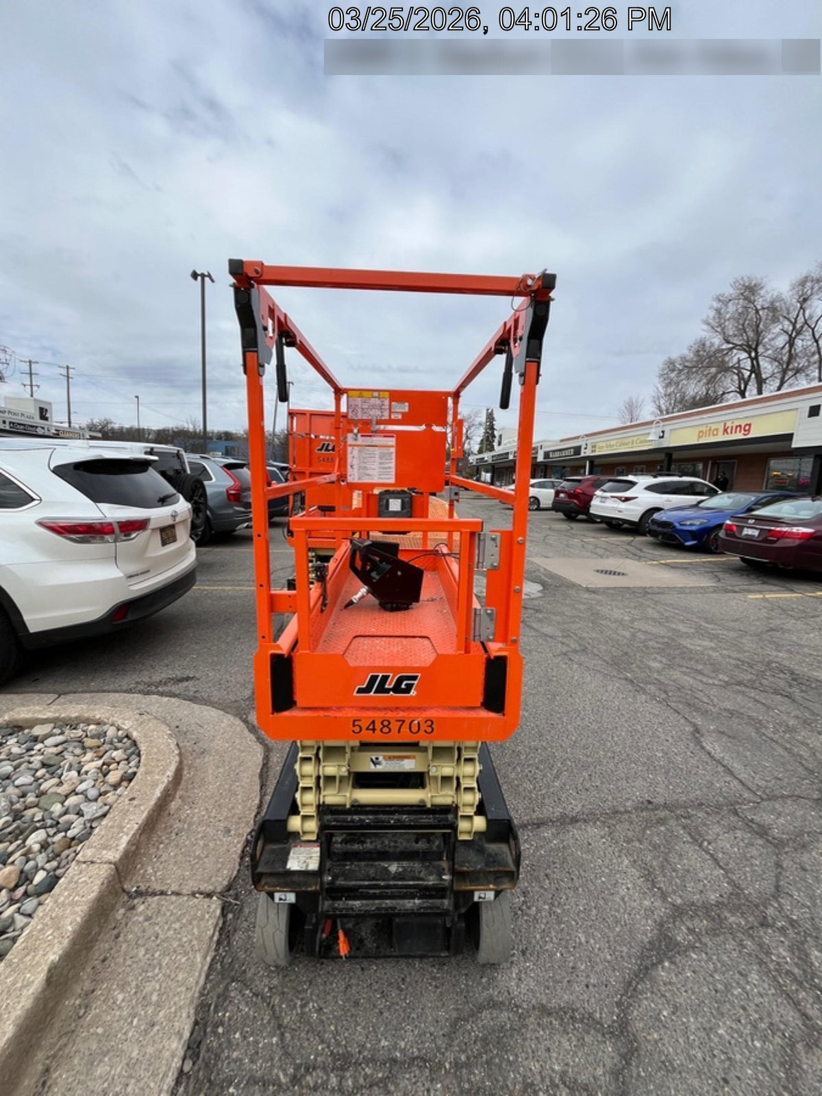 2025 JLG ES1932