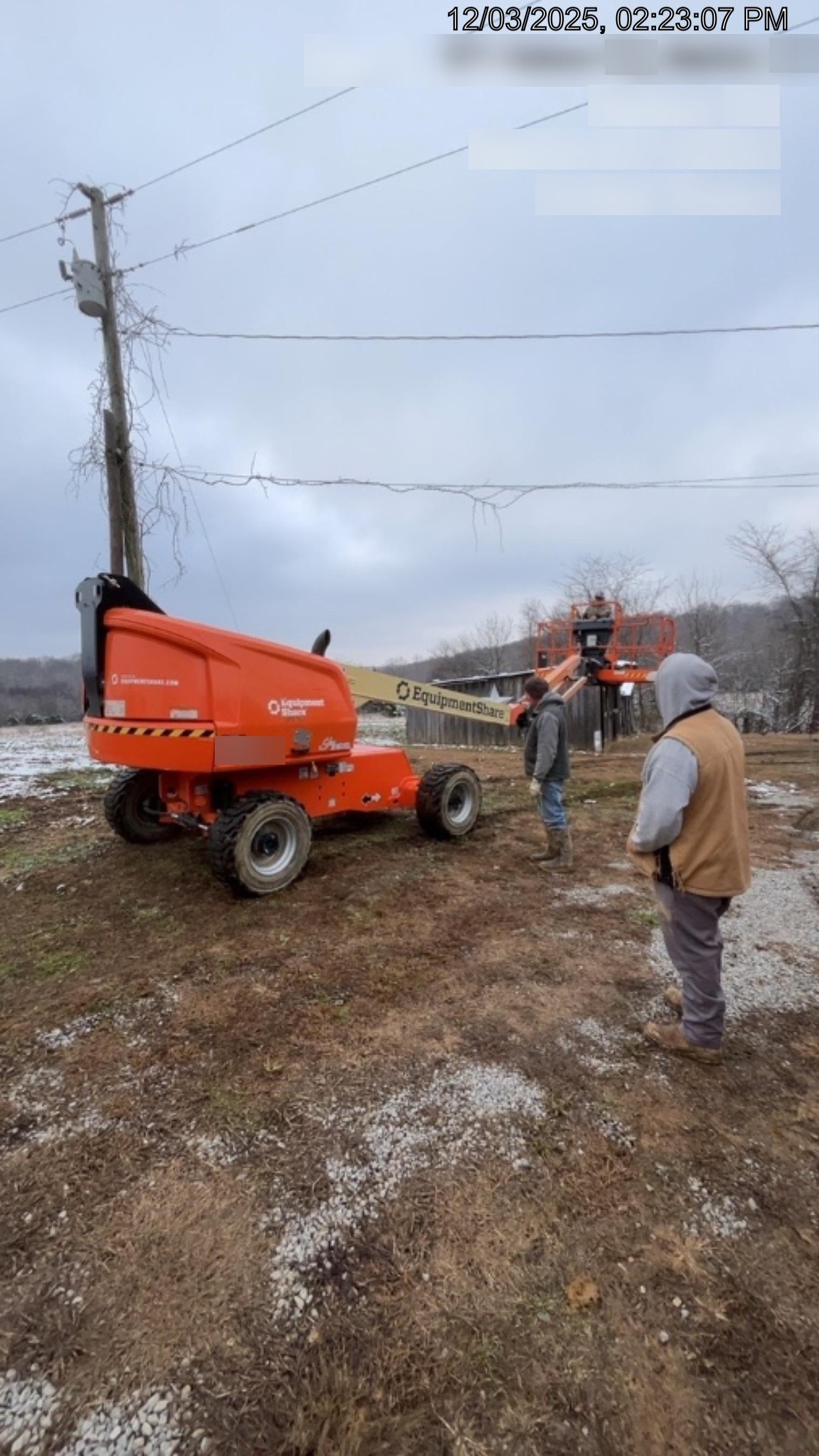 2023 JLG 460SJ