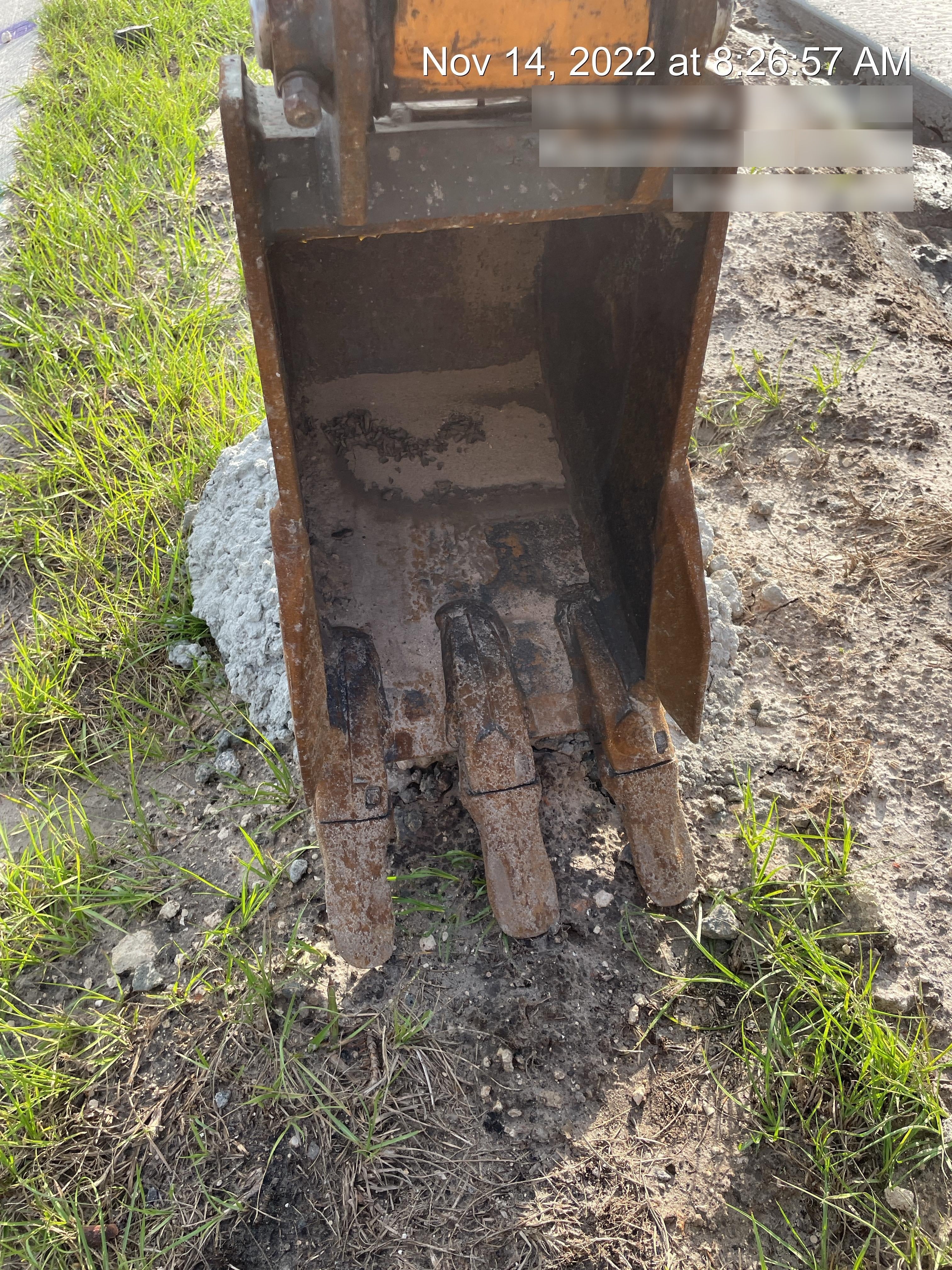 2018 WERK-BRAU 12" Bucket - Werk-Brau