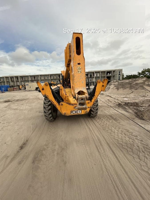 2022 JCB 510-56