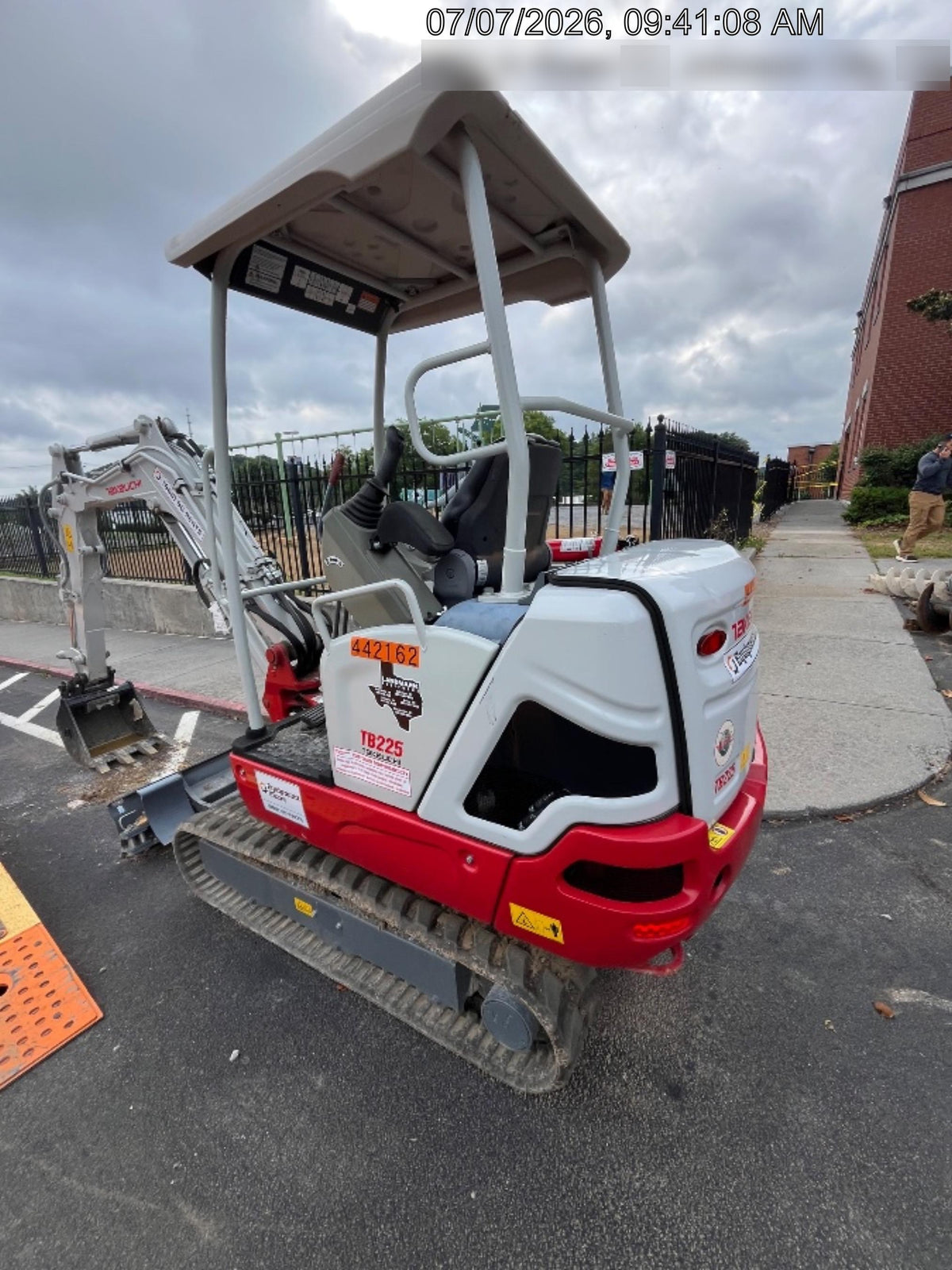 2022 TAKEUCHI TB225R