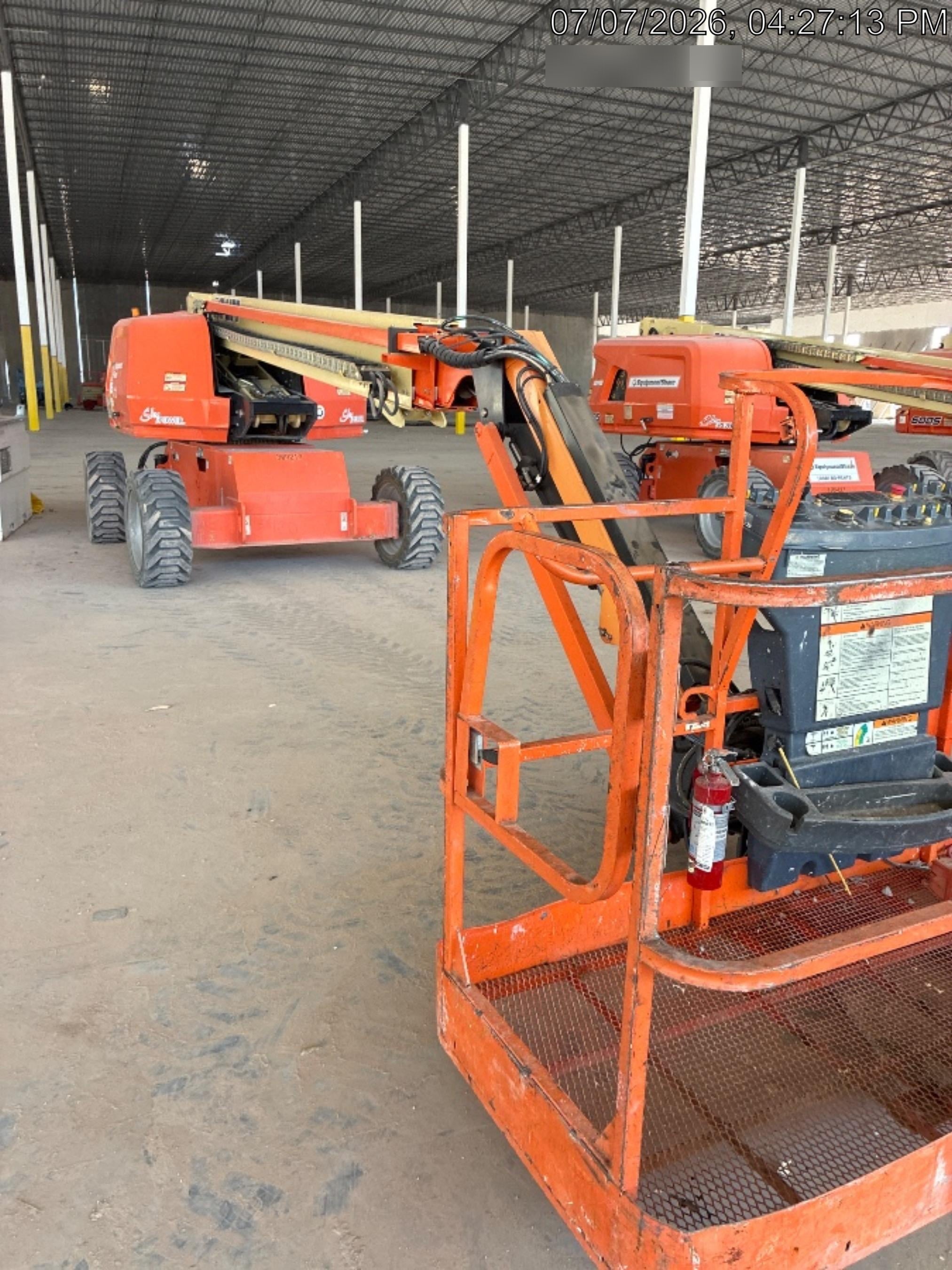 2023 JLG 660SJ