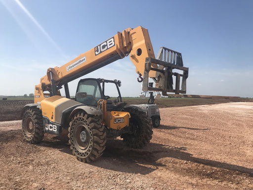 2019 JCB 509-42 74 HP w/Open ROPS, Beacon, Aux Hydraulics, LED Work lights, Solid Tires 66" Carriage/60" Forks