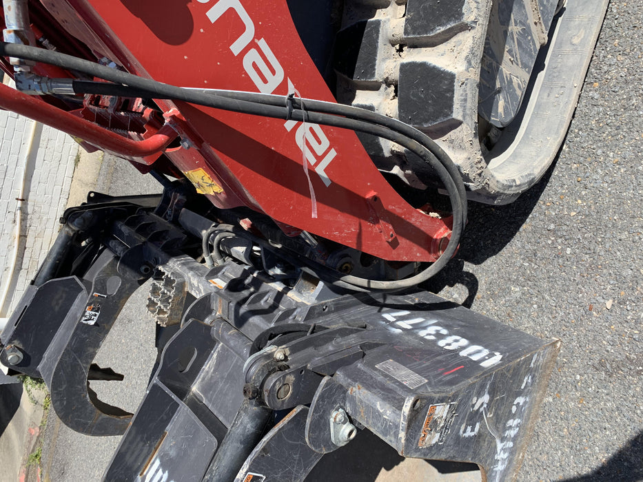 2020 PALADIN 76" Scrap Grapple Bucket - Paladin