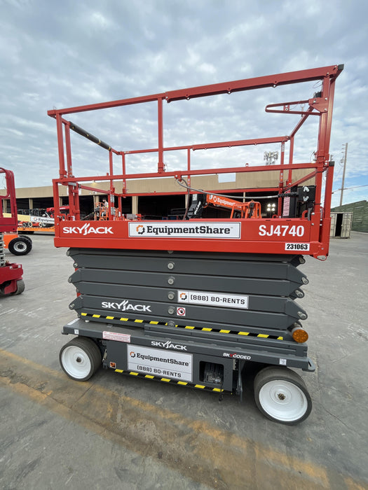 2022 SKYJACK SJ4740