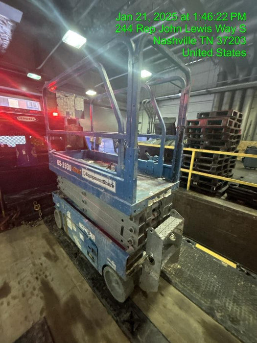 2019 Genie GS-1930 Fixed Rails with Chain Entry
