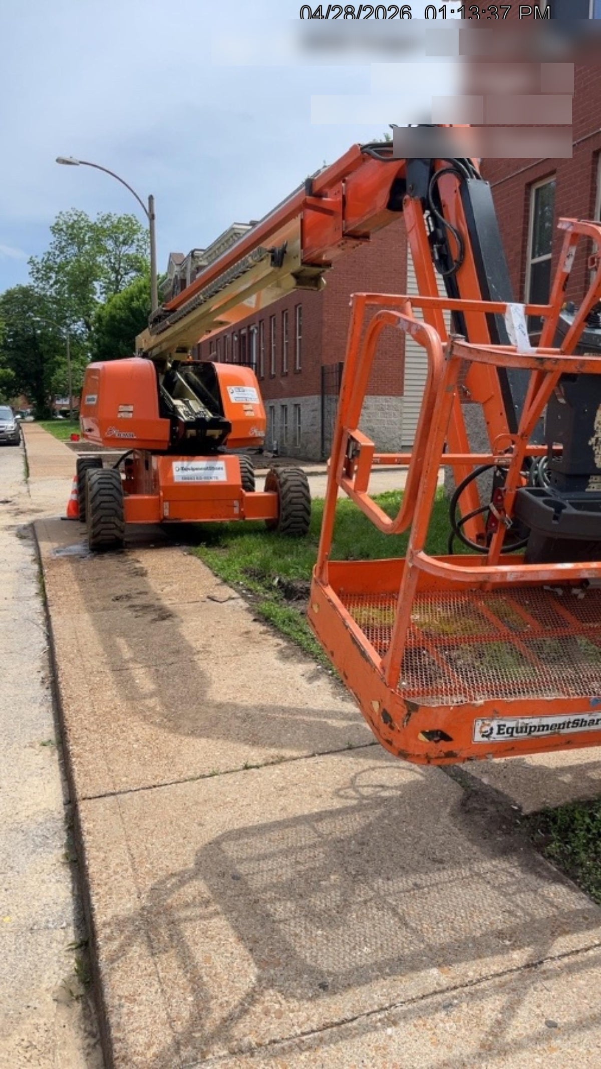 2020 JLG 660SJ