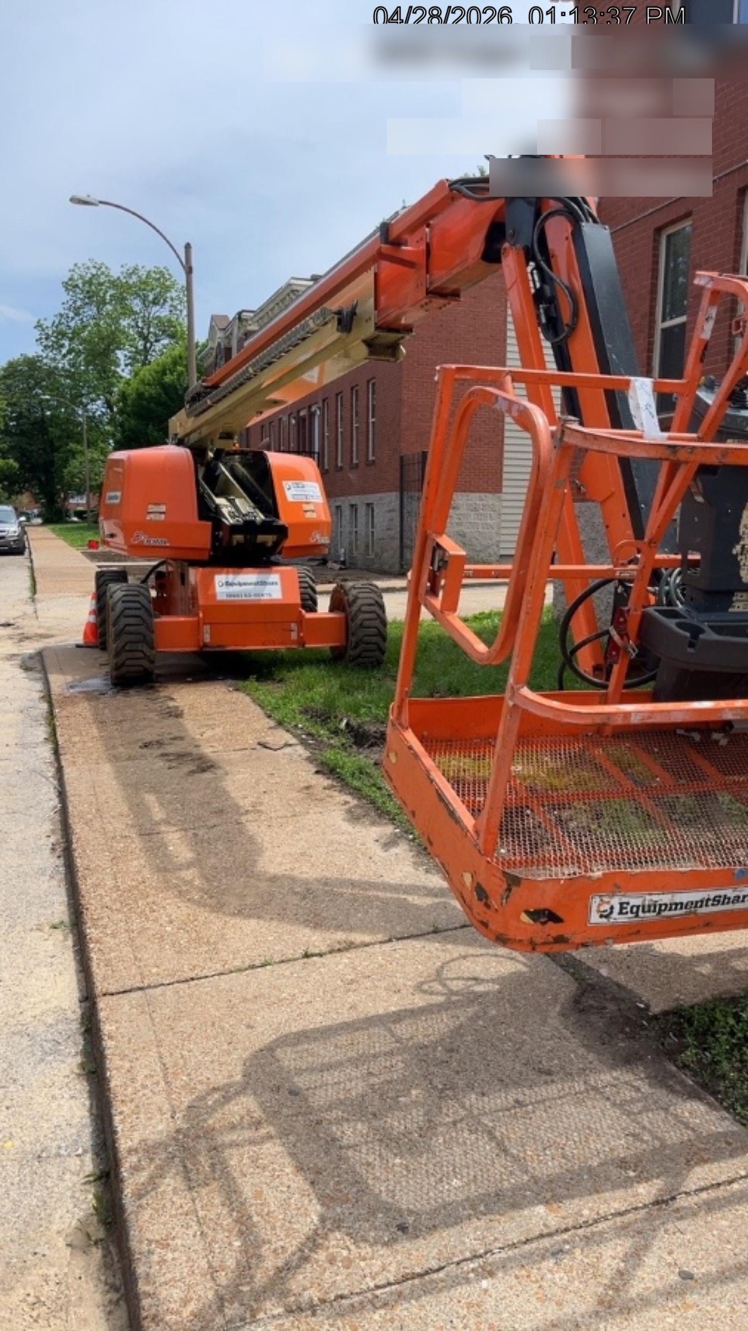 2020 JLG 660SJ