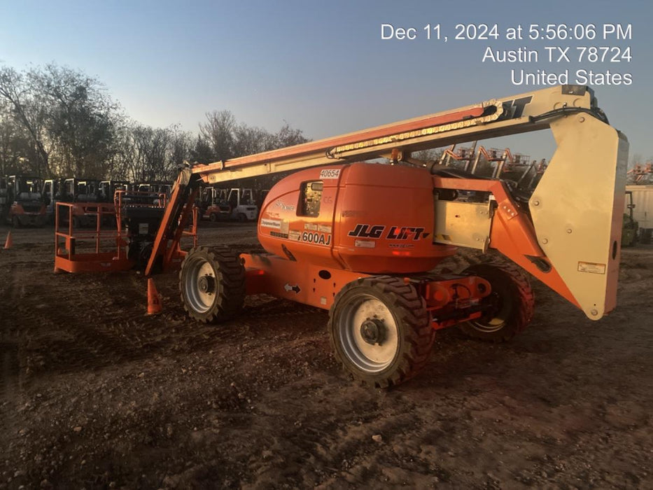2019 JLG 600AJ