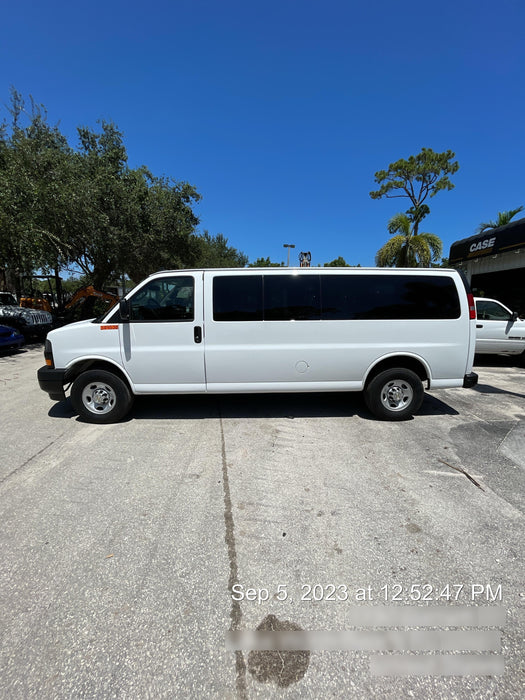 2023 CHEVROLET Express Van - Rental