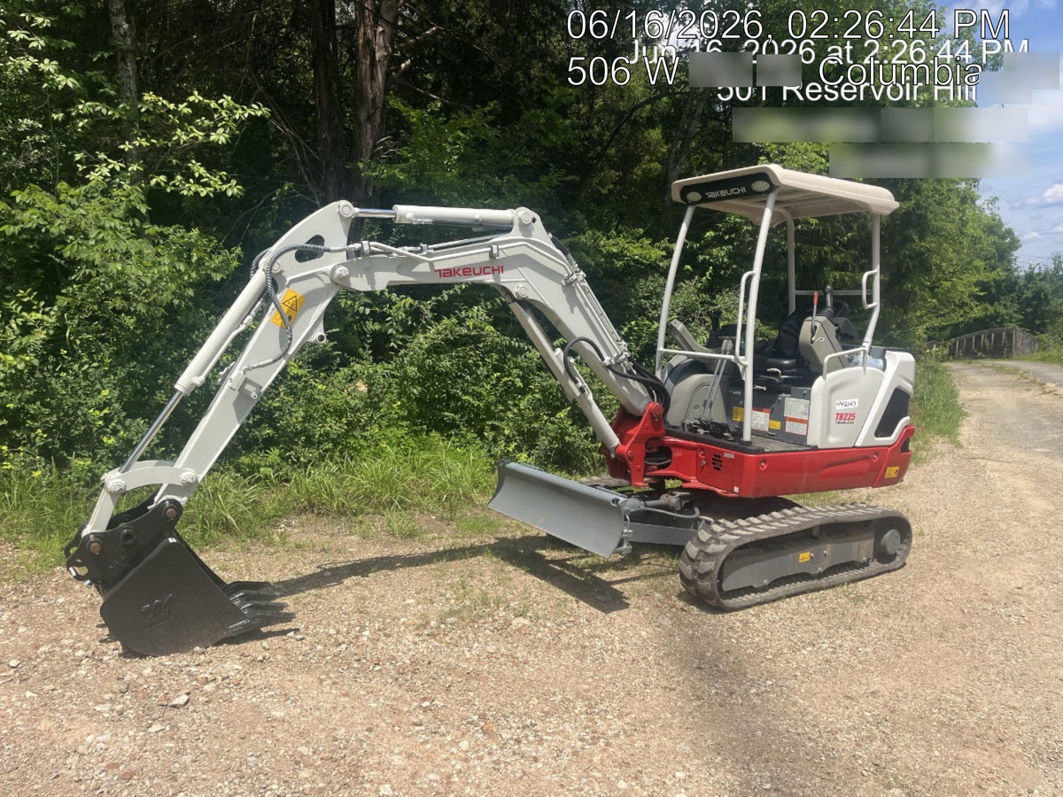 2023 TAKEUCHI TB225R