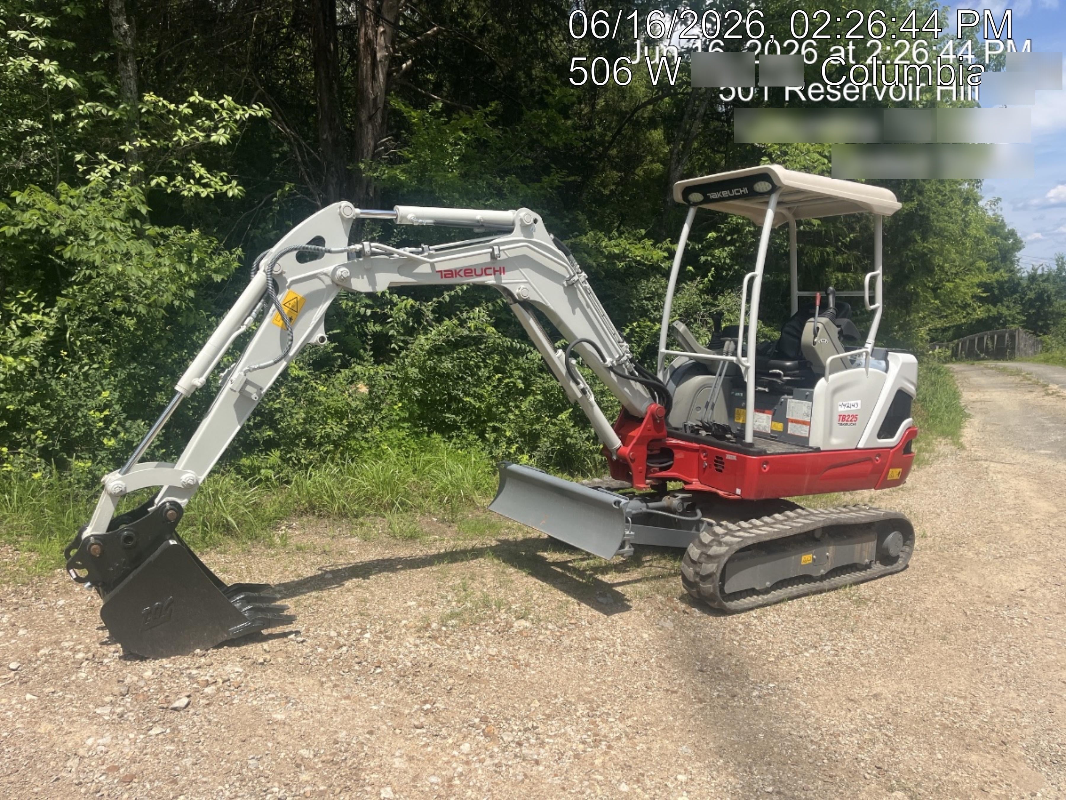 2023 TAKEUCHI TB225R