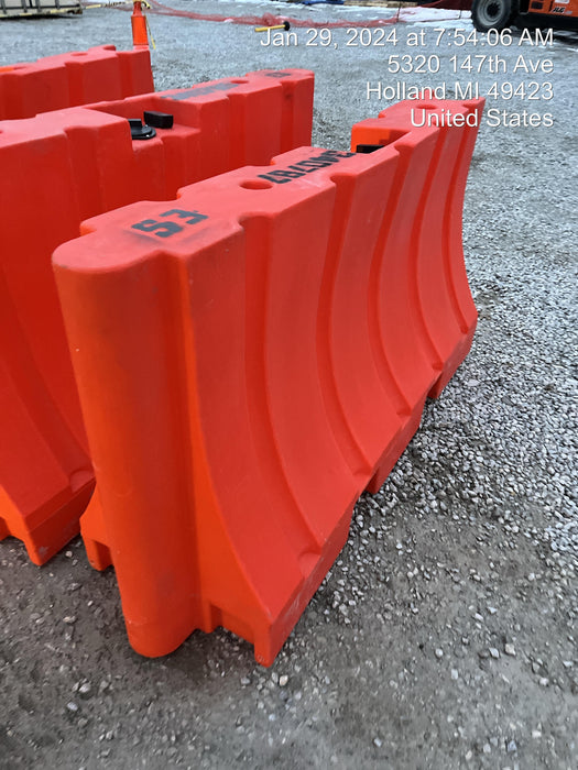 2023 HOUSTON BARRICADE WFB42