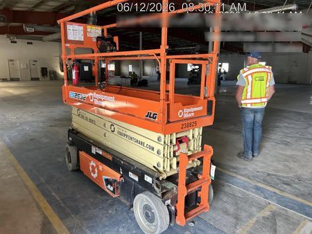 2022 JLG ES2632