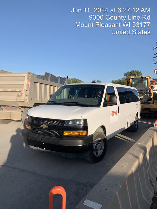2023 CHEVROLET Express Van - Rental