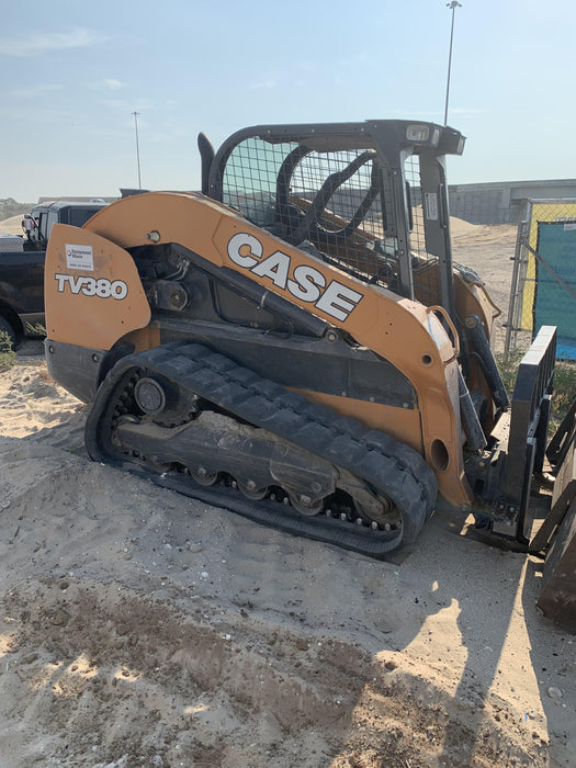 2017 Case TV380 2,660 LBS RADIAL LIFT @ 35% ,ROPS,R TRACK,84",EH