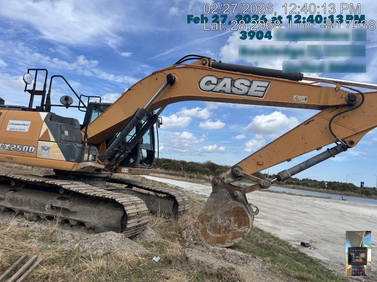 2016 CASE CX250D