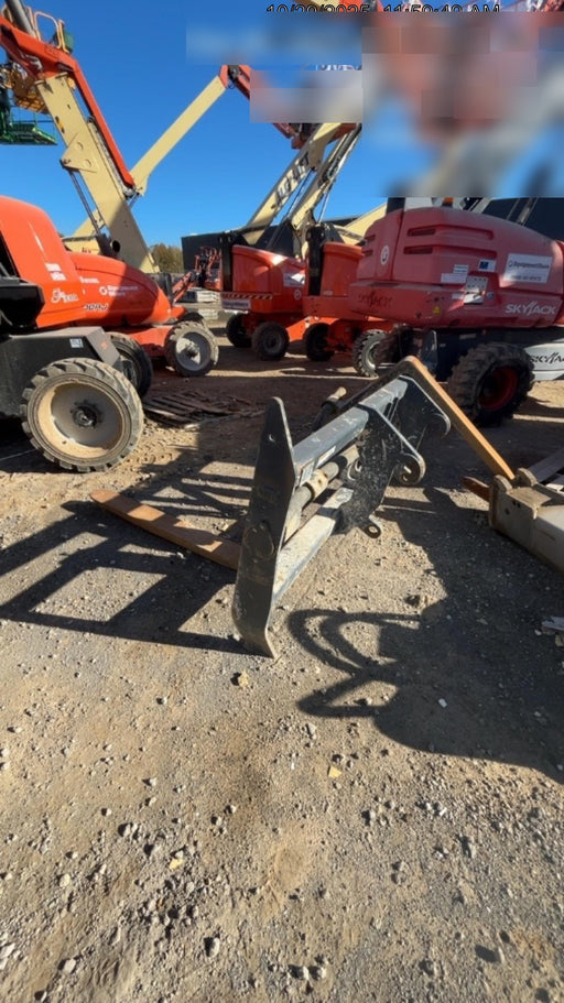 2024 PALADIN 96" Forks