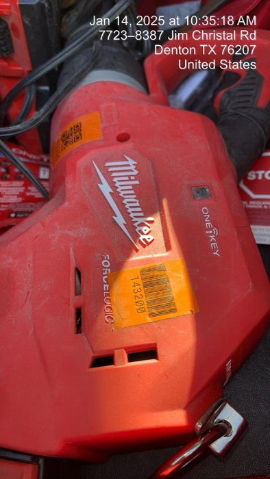 2021 MILWAUKEE 2776-21