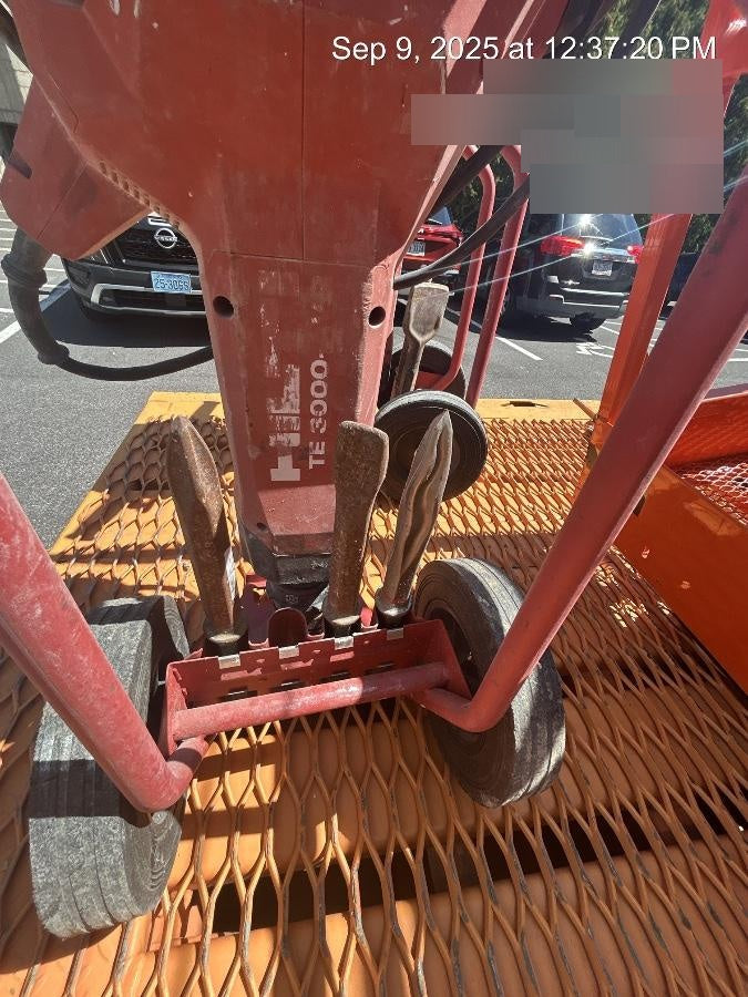 2023 HILTI TE 3000-AVR