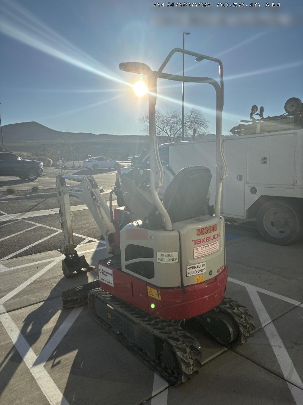 2023 TAKEUCHI TB210R