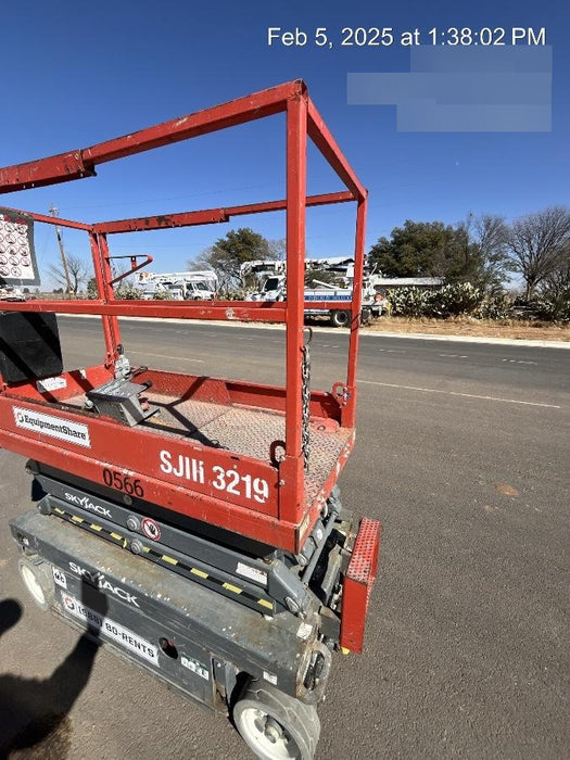 2015 SKYJACK SJIII-3219