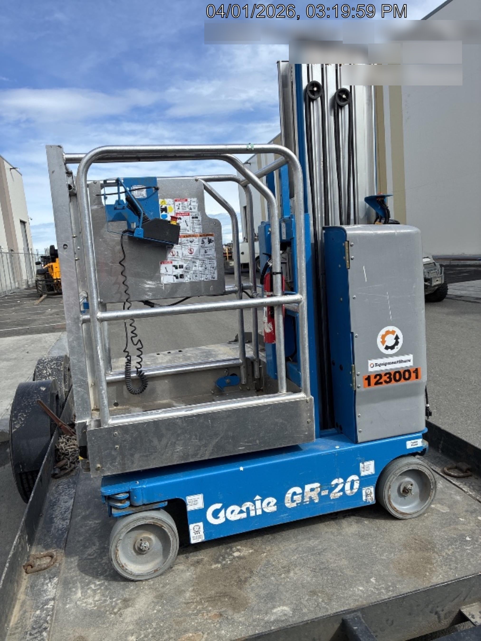 2020 GENIE GR-20