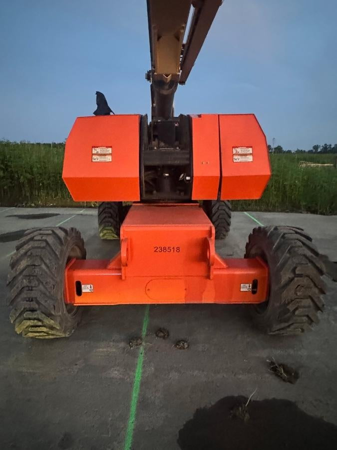 2022 JLG 860SJ