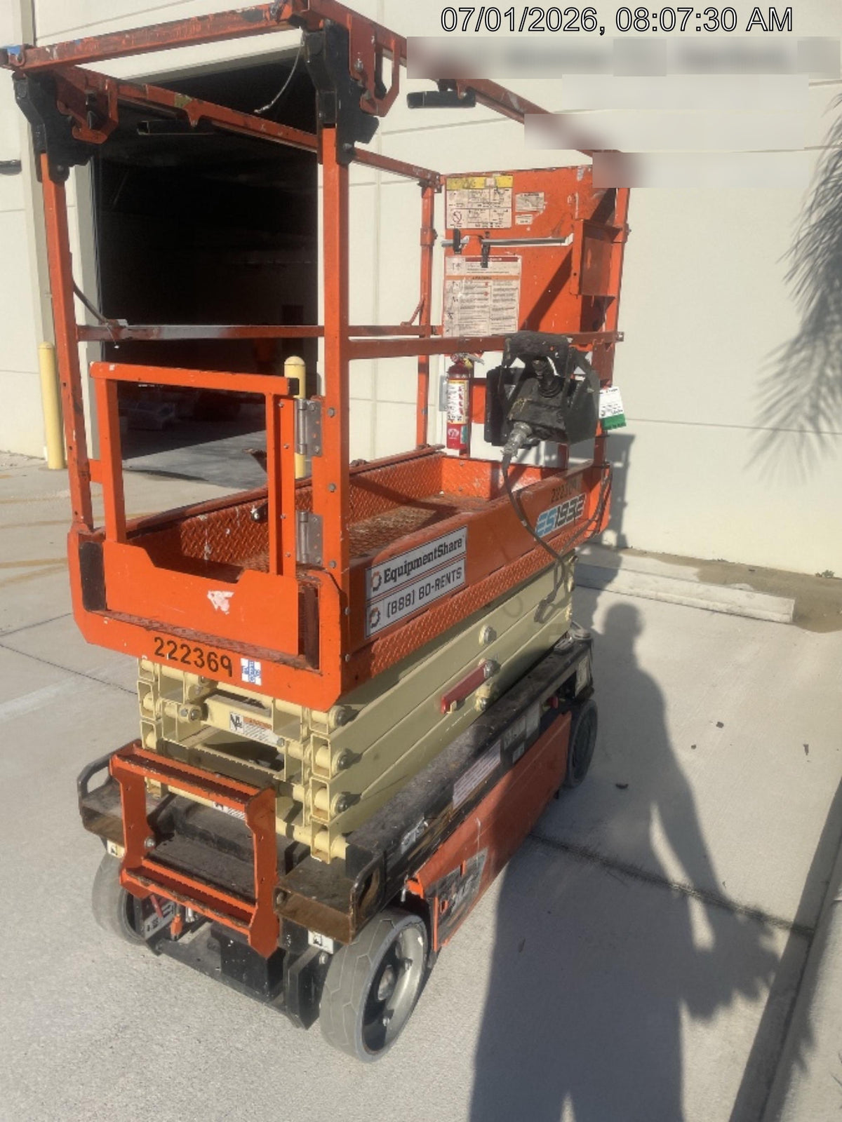 2022 JLG ES1932