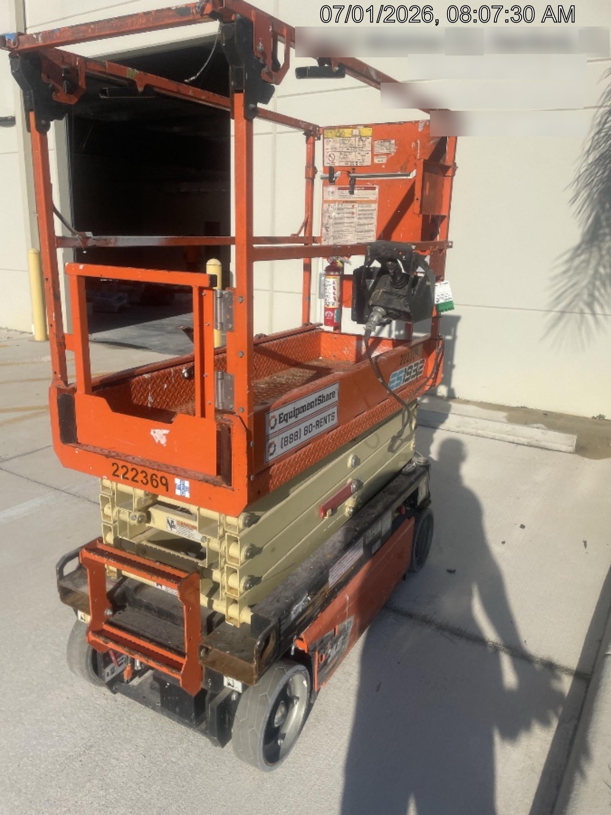 2022 JLG ES1932