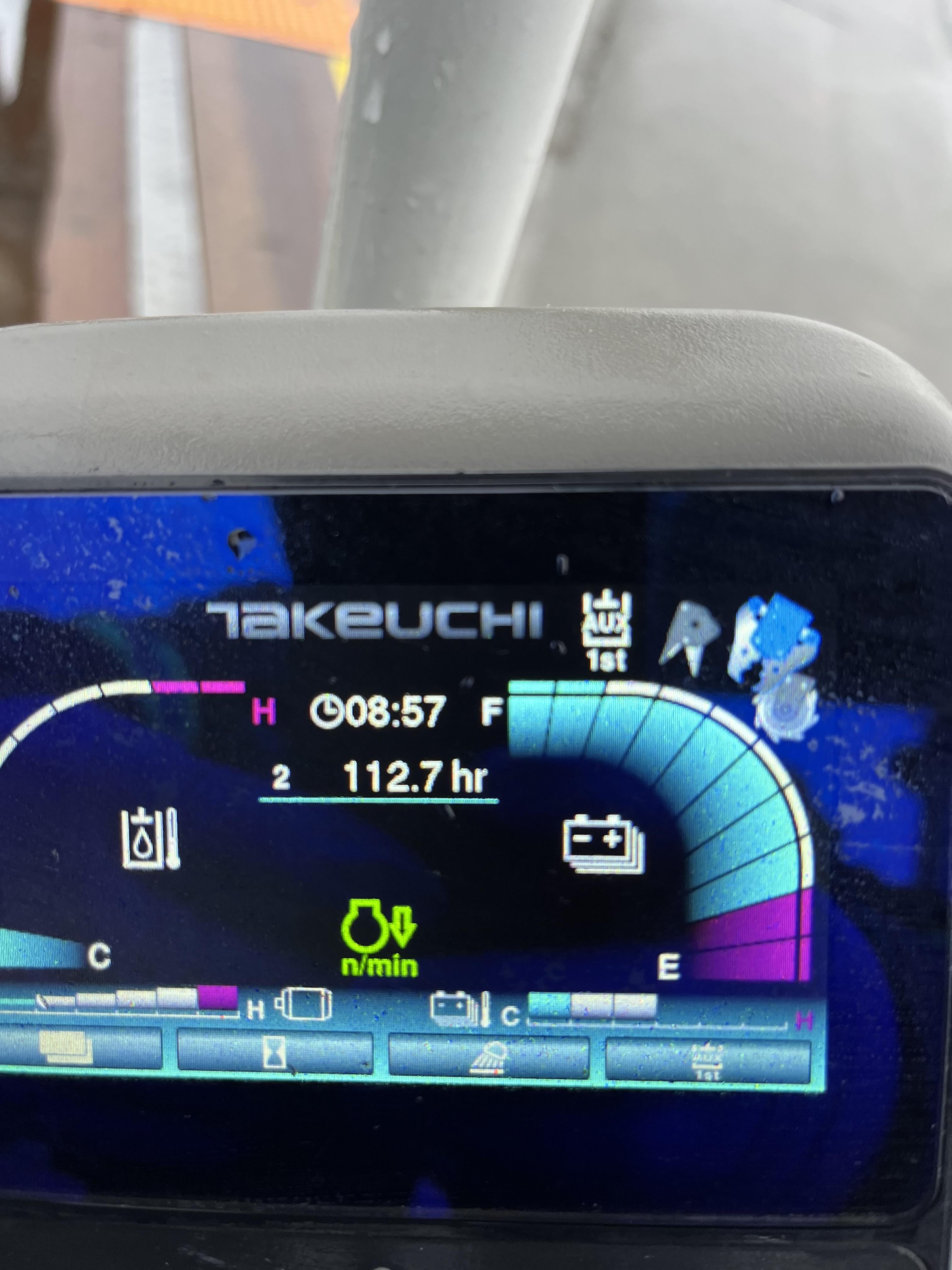 2022 TAKEUCHI TB20e