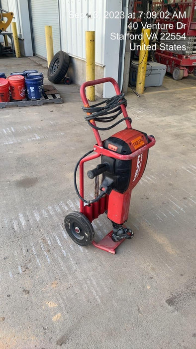 2021 HILTI TE 3000-AVR