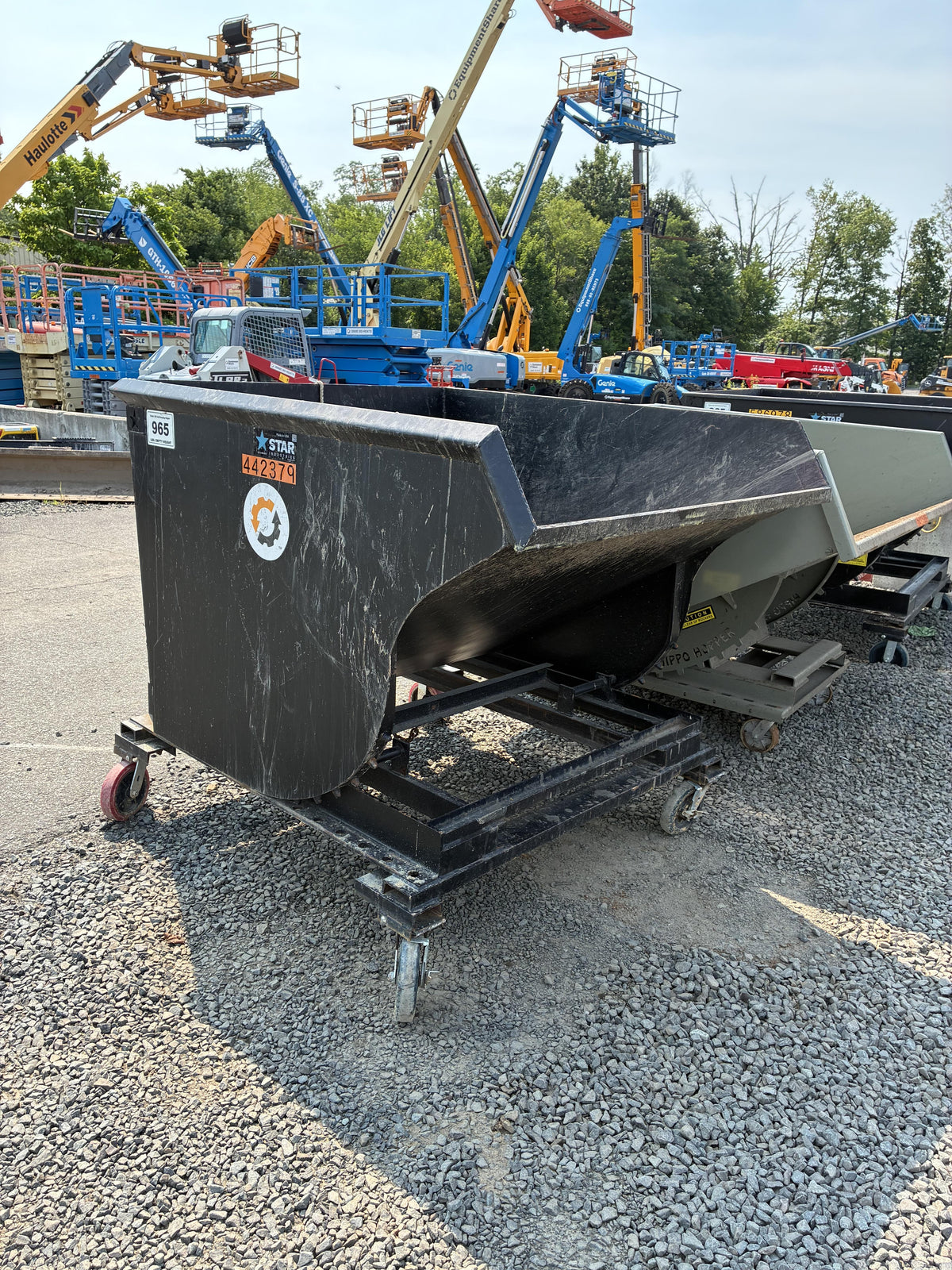 2024 STAR INDUSTRIES M-1820 - Self-Dump Hopper
