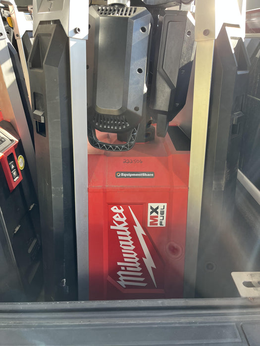 2022 MILWAUKEE MXF041-1XC