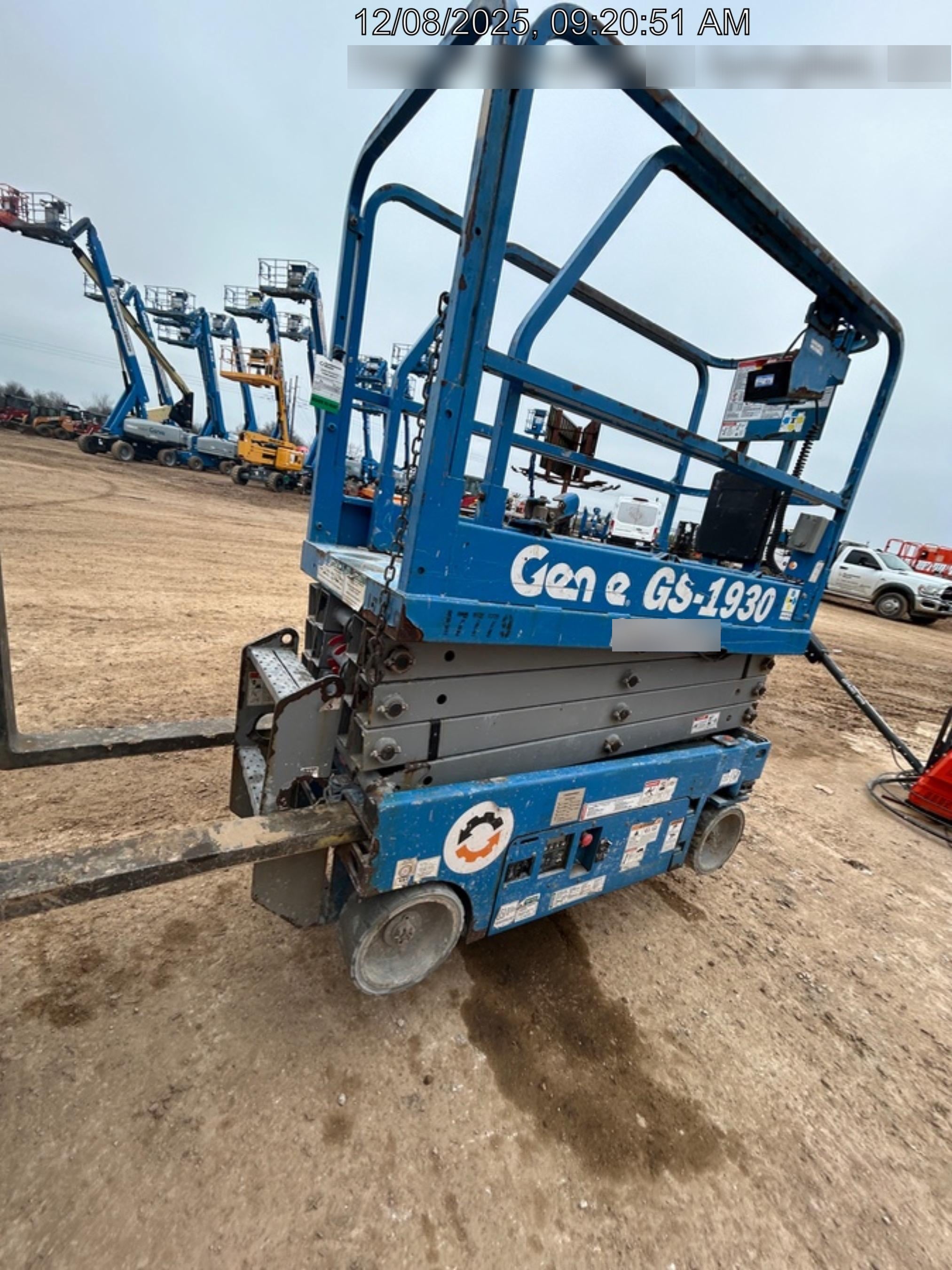 2018 Genie GS-1930 Genie GS-1930 w/Fixed Rail, Chain Entry