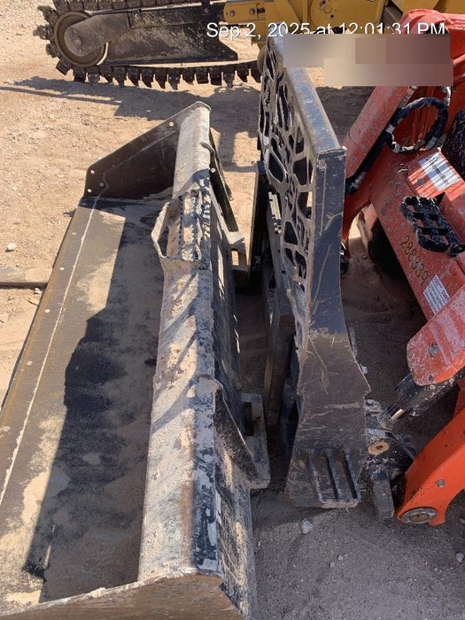 2021 PALADIN 48" Pallet Forks - Paladin