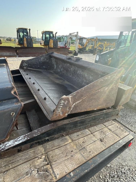 2021 PALADIN 30372A-0022